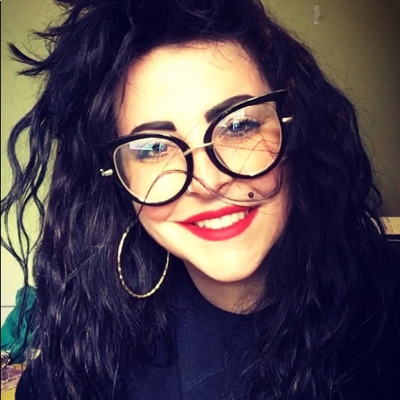 Meet your Posher, Lis - Picture 7 of 15